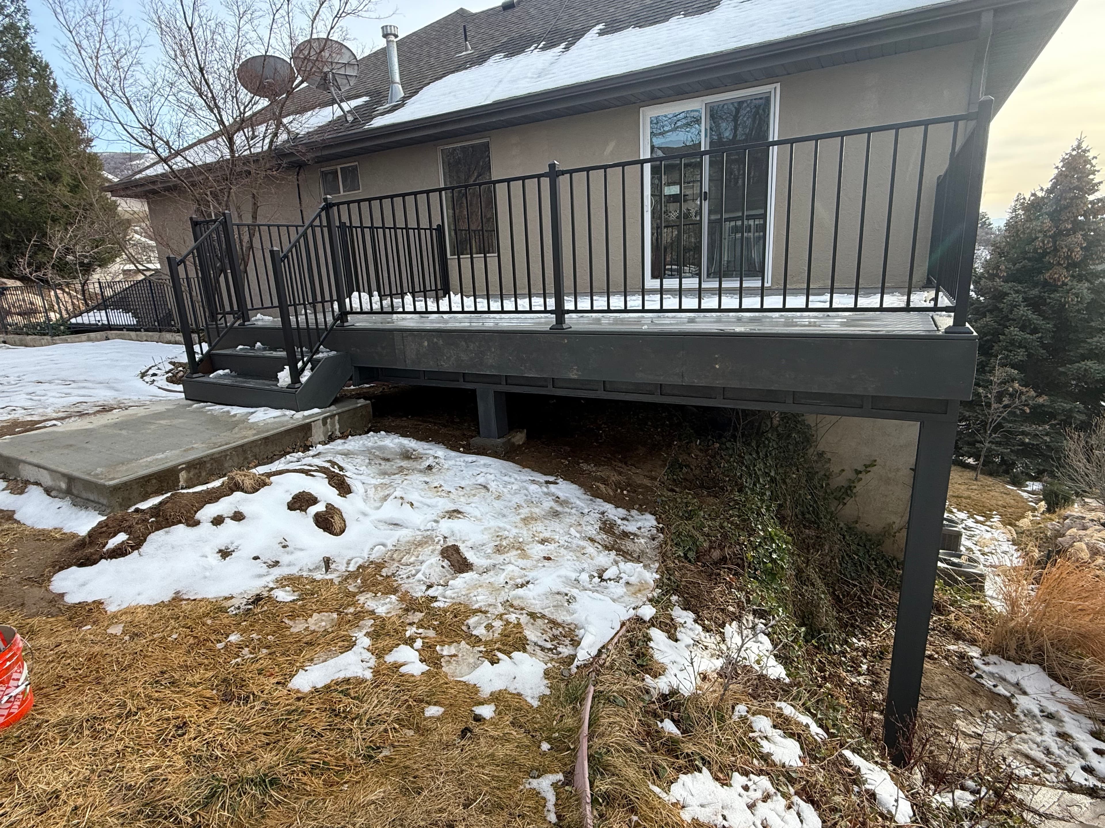 Project New Trex Deck with Black Railing in Bountiful image