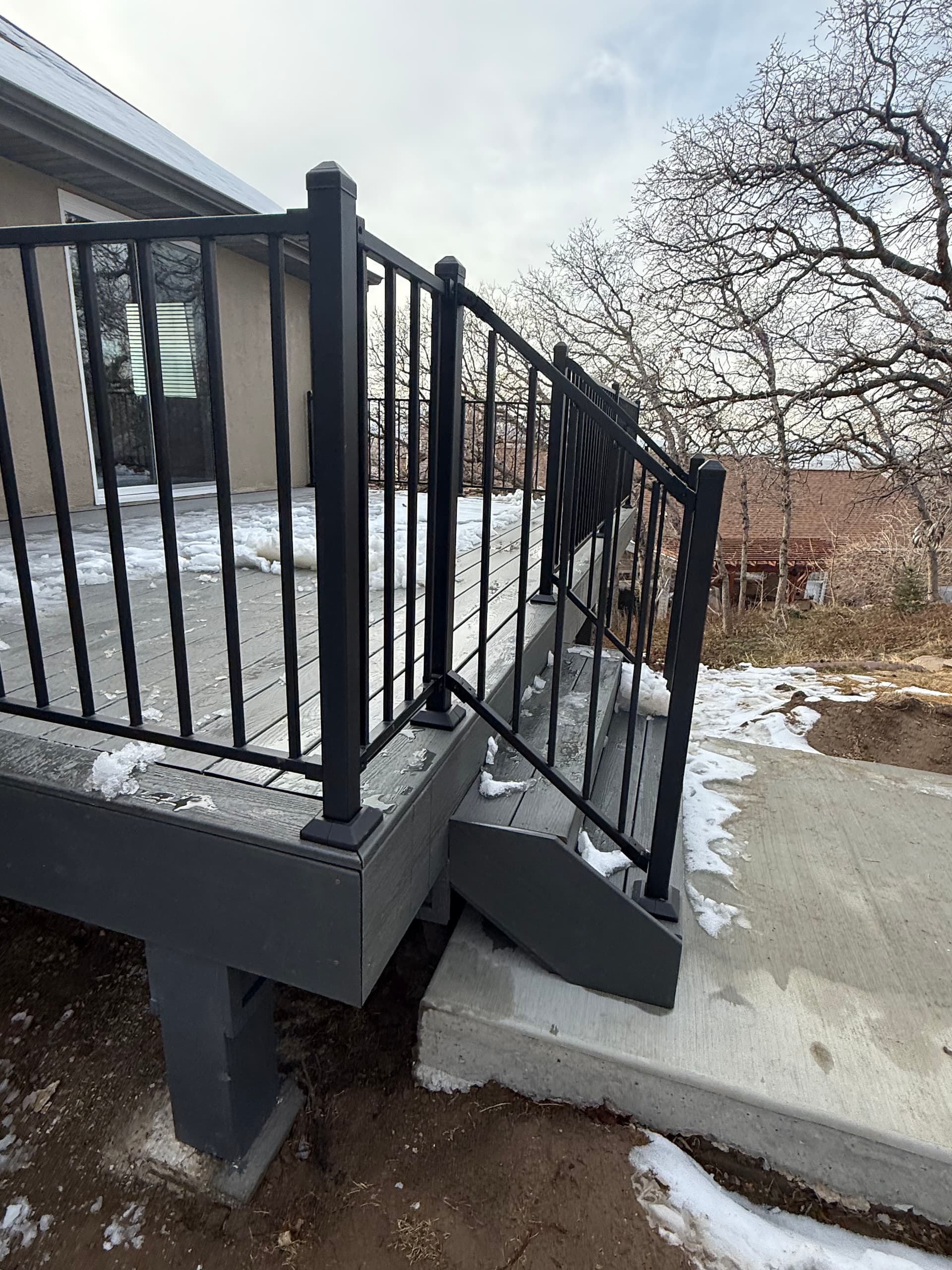 Gallery photos for New Trex Deck with Black Railing in Bountiful: Image #3