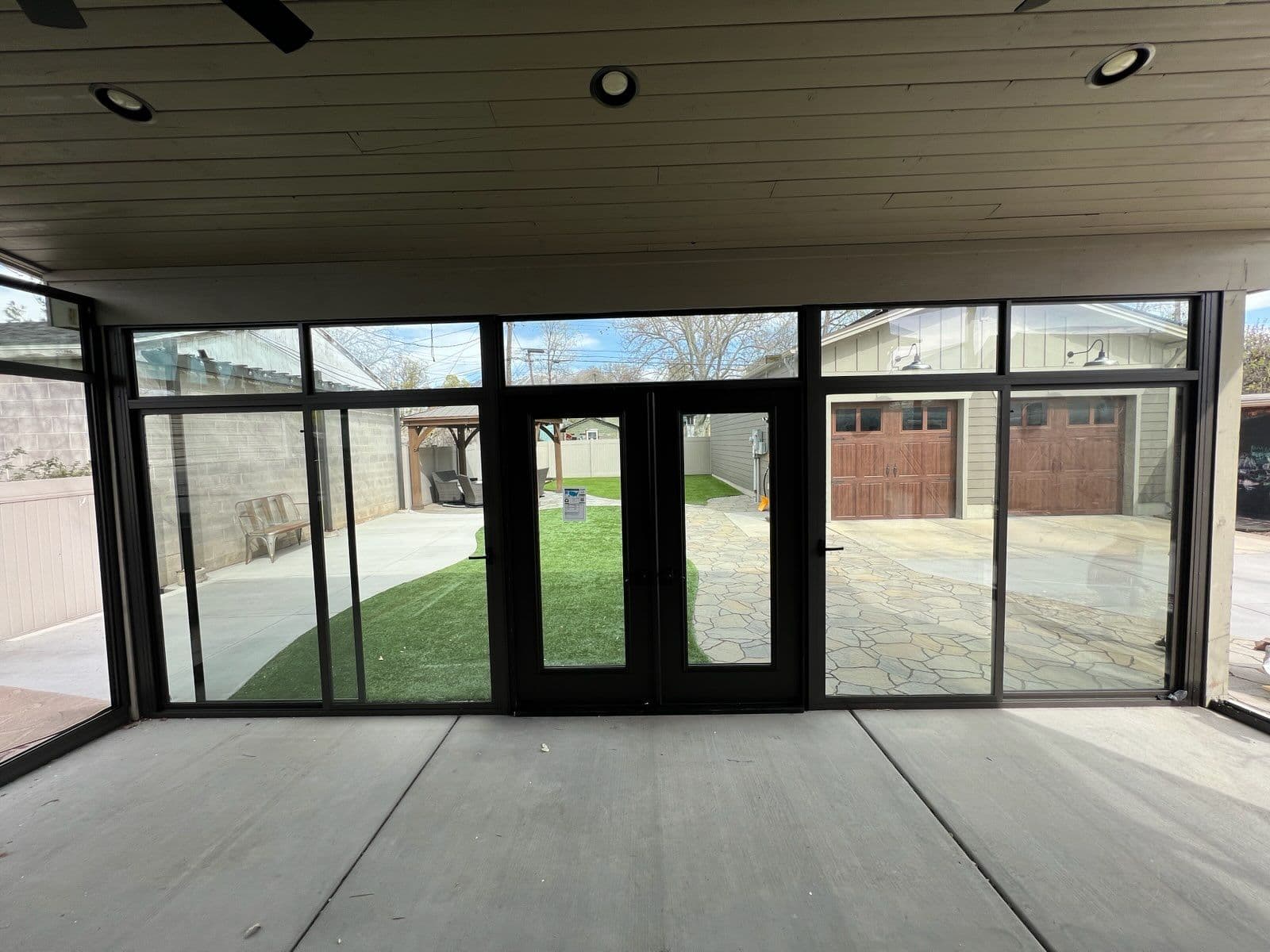 Gallery photos for Sunroom Enclosure with Glass and Metal: Image #1