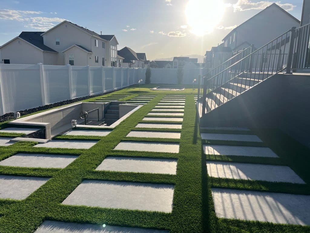 Gallery photos for Backyard Retreat with Sunken Lounge and Putting Green: Image #1