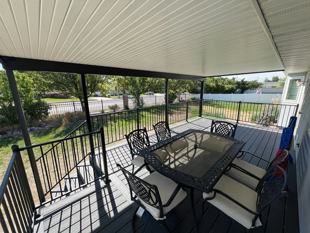 Gallery photos for Elegant Trex Deck with Stylish Awning in South Jordan: Image #2